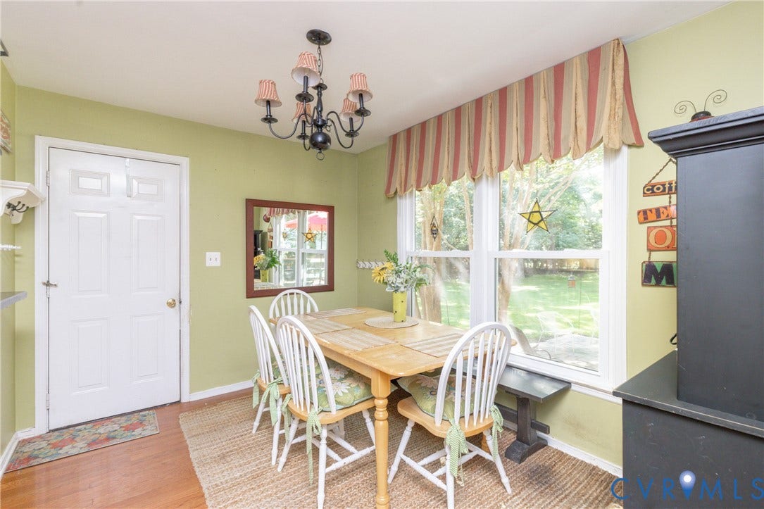 13802 Rockhaven Drive, Thornhill, Chester, VA 23836 Hardwood-finish flooring, recessed window, and overhead chandelier lighting