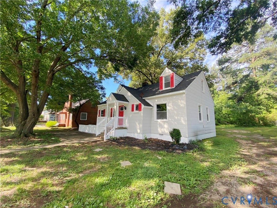Property photo for 812 Dixon Drive, Richmond, VA