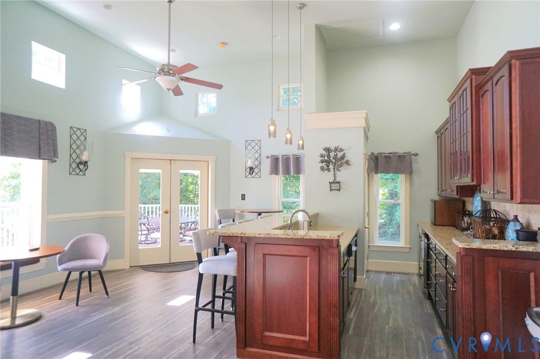 11119 Sweetbay Arbor Place, Chester, VA 23831 Community Clubhouse Kitchen