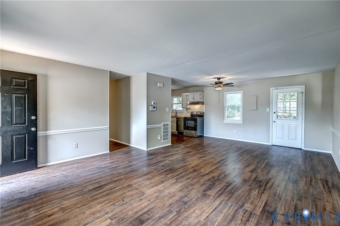 6100 Meadwood Circle, Hopkins Rd Corridor, Richmond, VA 23234 It's a great floorplan! Look how spacious it is!