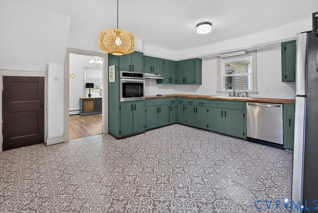 912 Francis Road, Glen Allen, VA 23059