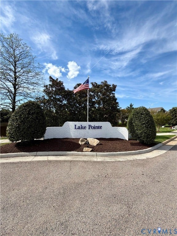 6430 Lookout Point Circle, Midlothian, VA 23112