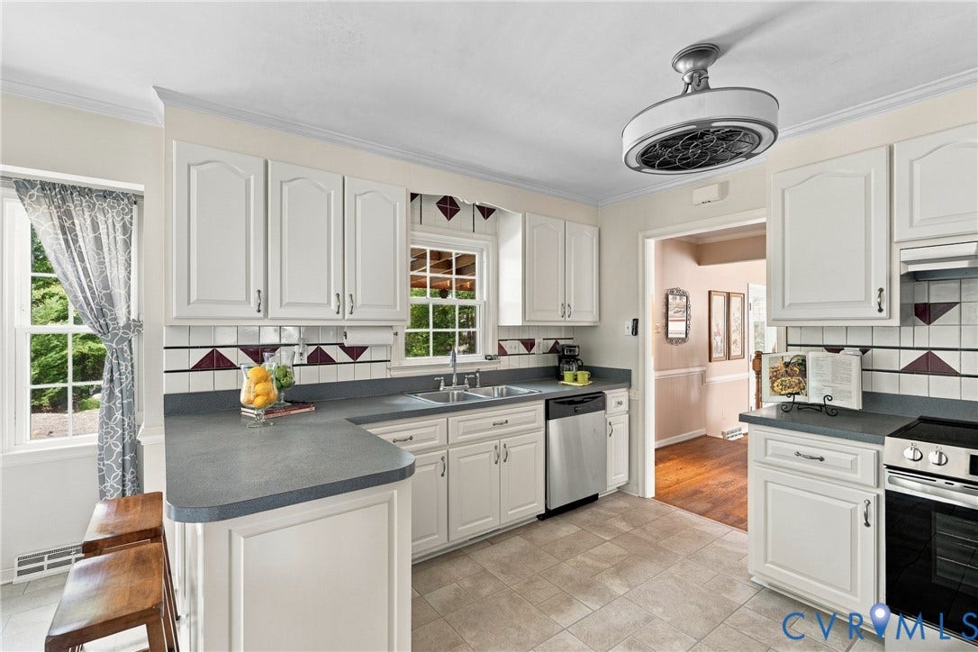 10904 Krossridge Circle, Brandon, North Chesterfield, VA 23236 All Appliances convey!