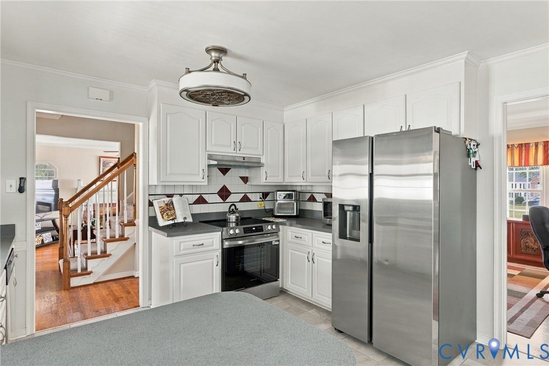 10904 Krossridge Circle, Brandon, North Chesterfield, VA 23236 Looking towards the Foyer and Great Room