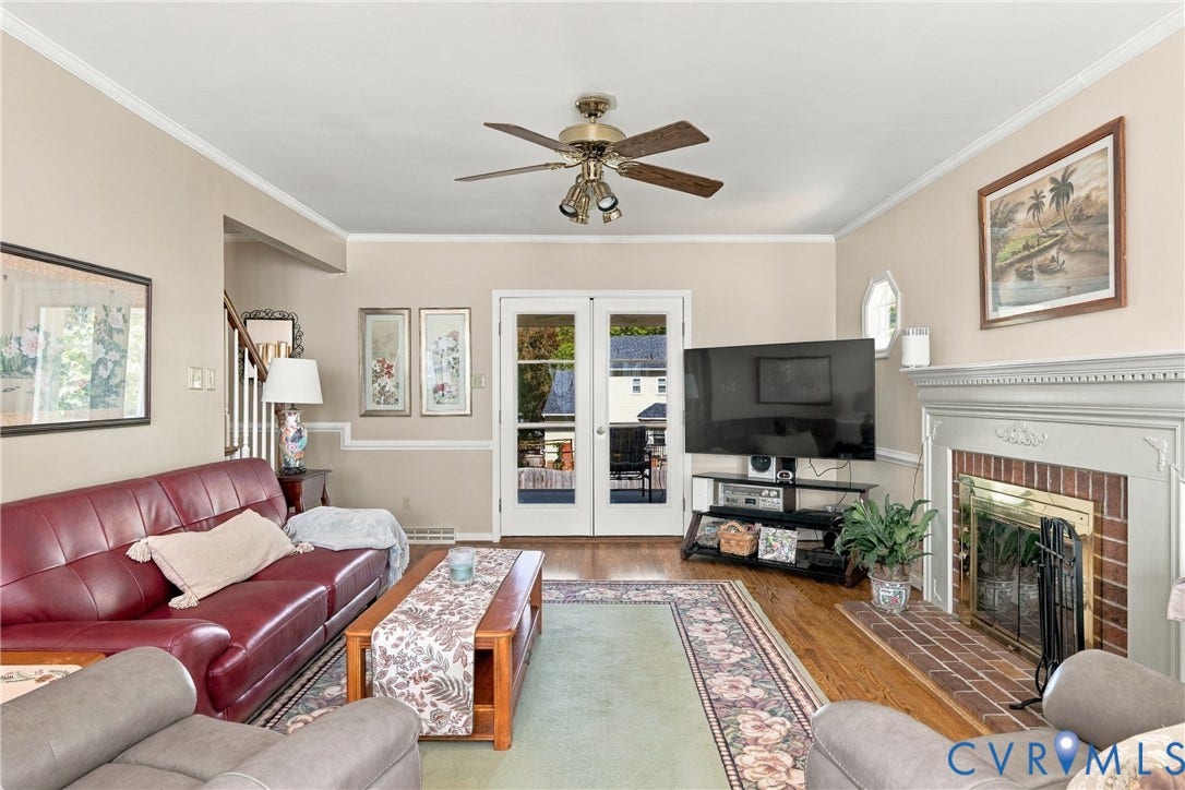 10904 Krossridge Circle, Brandon, North Chesterfield, VA 23236 Looking towards the Screen Porch