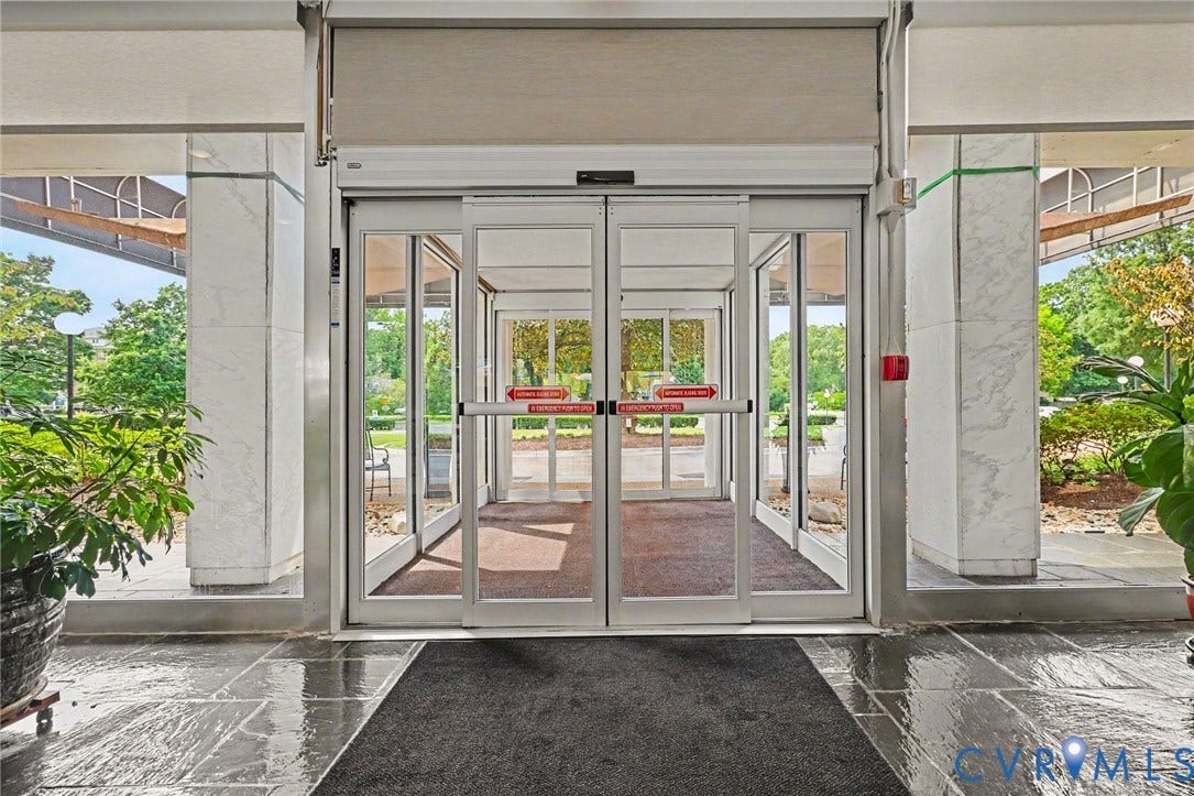 5100 Monument Avenue, #214, Willow Lawn, Henrico, VA 23230 5100 Monument Avenue, #214, Willow Lawn, Henrico, VA 23230