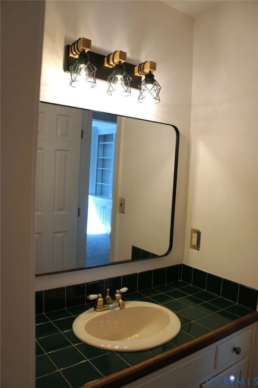 1504 Queens Point Drive, Queens Pointe, Henrico, VA 23238 1504 Queens Point Drive, Queens Pointe, Henrico, VA 23238