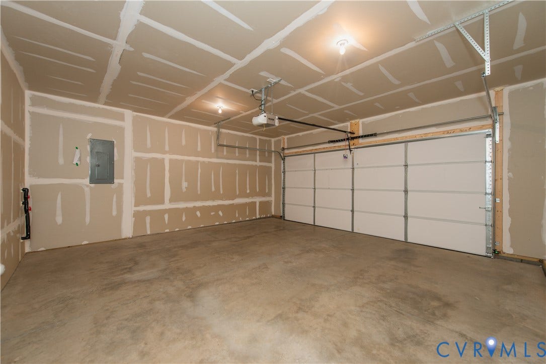 8660 Hope Farm Lane, Brunswick, Mechanicsville, VA 23111