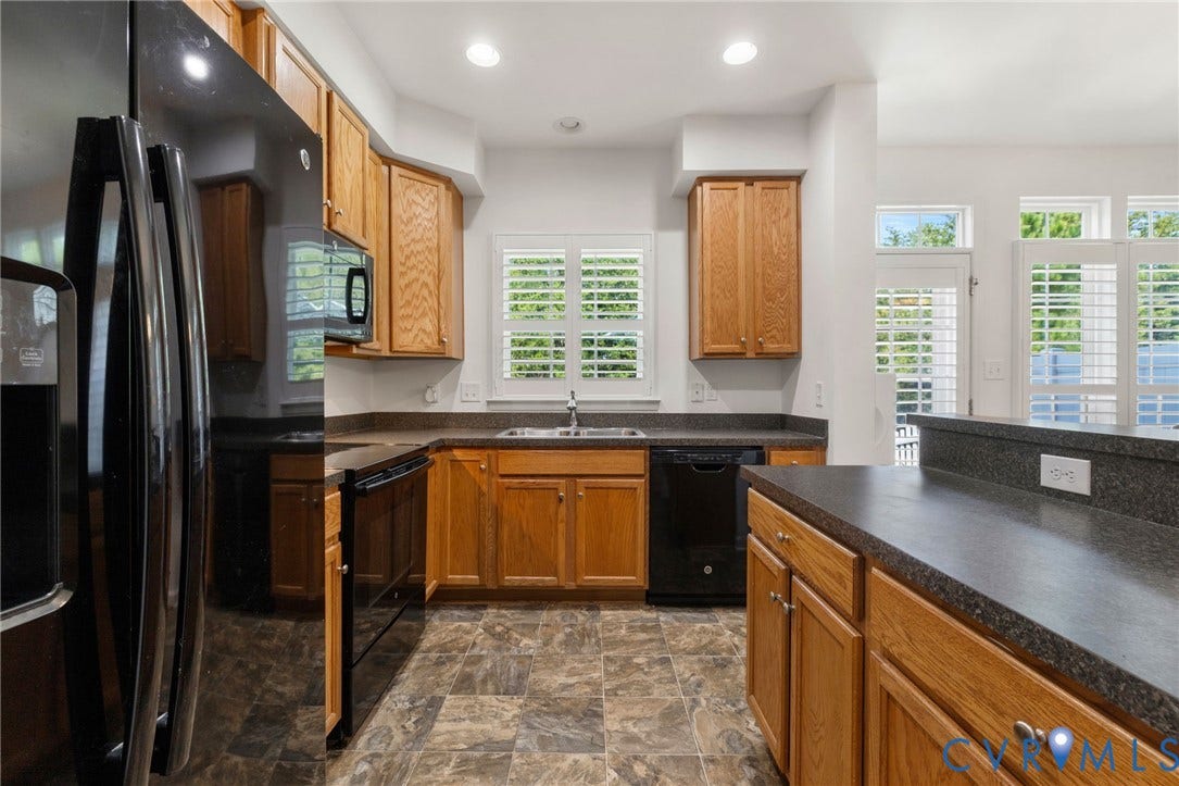 8878 Ringview Drive, Mechanicsville, VA 23116 8878 Ringview Drive, Mechanicsville, VA 23116