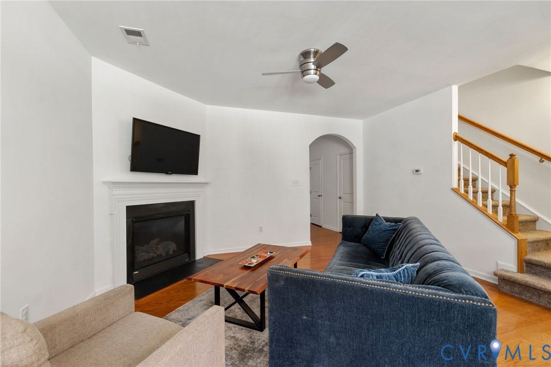 8878 Ringview Drive, Mechanicsville, VA 23116 8878 Ringview Drive, Mechanicsville, VA 23116