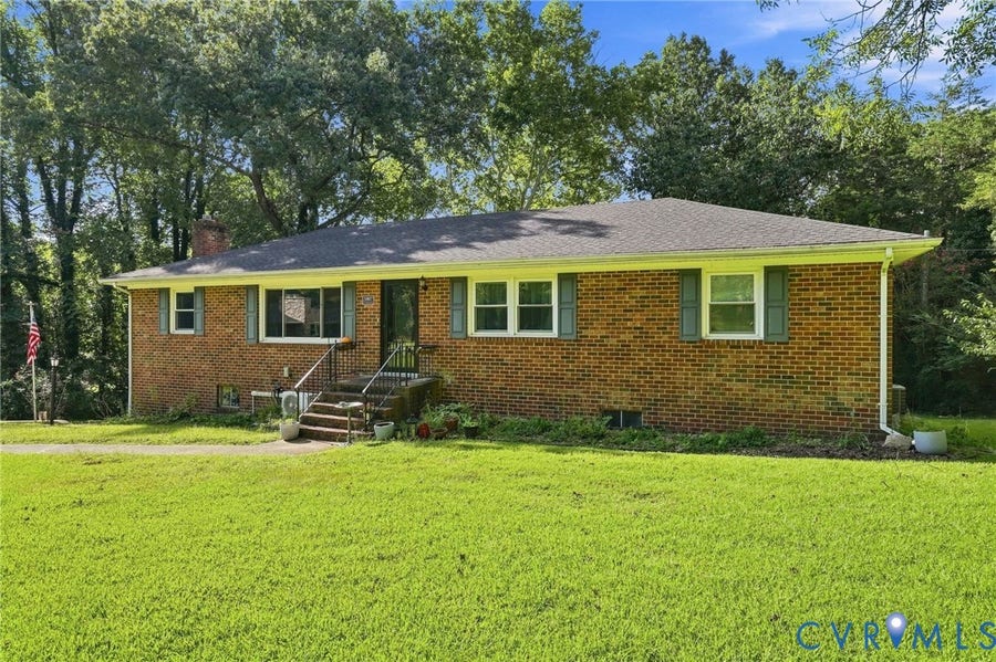 Property photo for 5807 Stanbrook Drive, Richmond, VA
