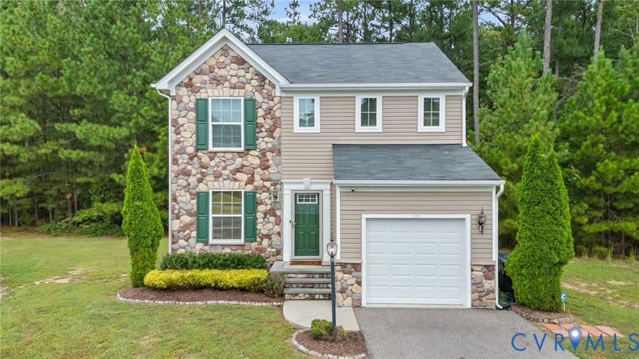 Property photo for 6007 Regal Crest Drive, Chesterfield, VA