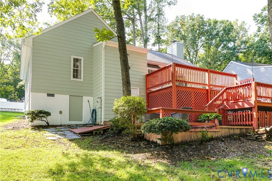 1506 Porters Mill Terrace, Smoketree South, Midlothian, VA 23114 Multi-level wood deck with lattice detailing