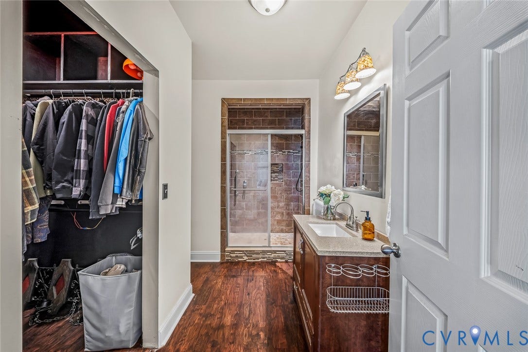 25014 Ferndale Road, Dinwiddie, VA 23803 Primary bathroom with walk-in closet