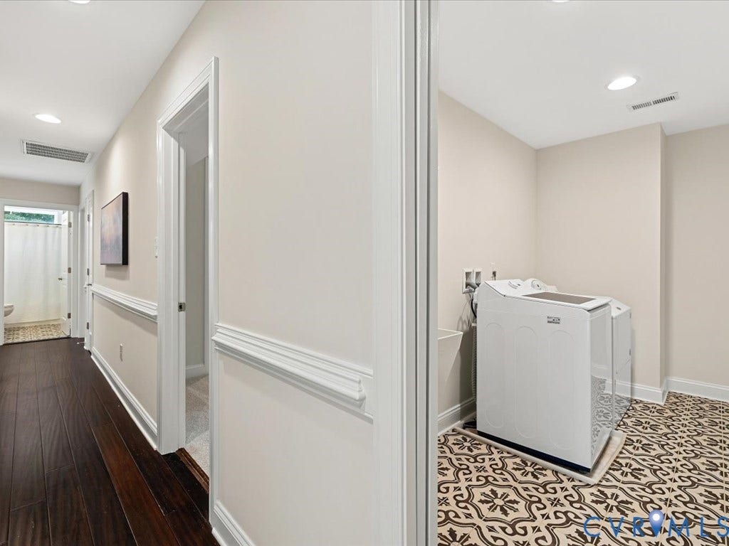 1706 Bridgewater Bluff, Goochland, VA 23102 2nd Floor Laundry