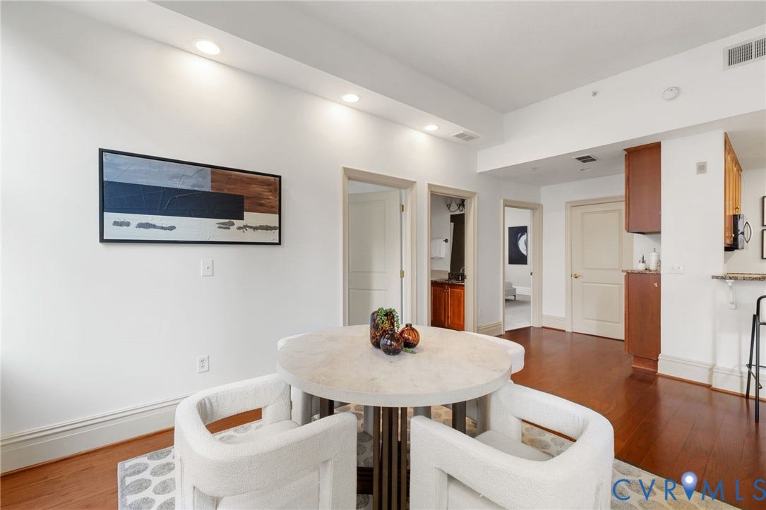 6 N 6th Street, #U5B, Downtown/Financial District, Richmond, VA 23219 Recessed ceiling lighting, wood-finish flooring, and built-in cabinetry