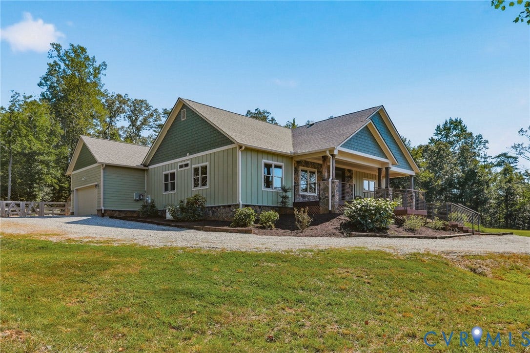 2524 Bucknell Lane, Clifton, Maidens, VA 23102 Welcome to 2524 Bucknell Lane