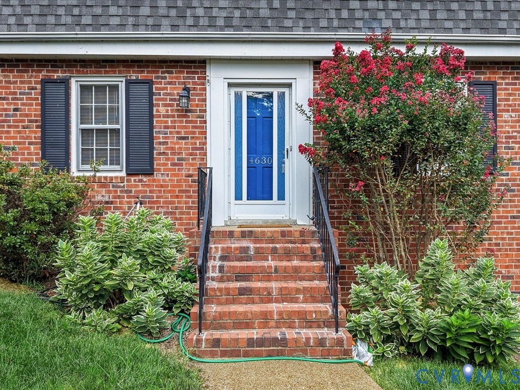 4630 Melody Court, Meadowbrook West, North Chesterfield, VA 23234 Brick stairs with black railing