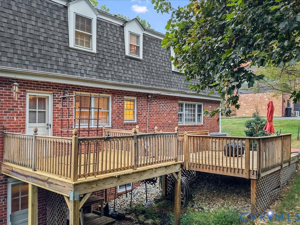 4630 Melody Court, Meadowbrook West, North Chesterfield, VA 23234 Expansive multi-level wood deck