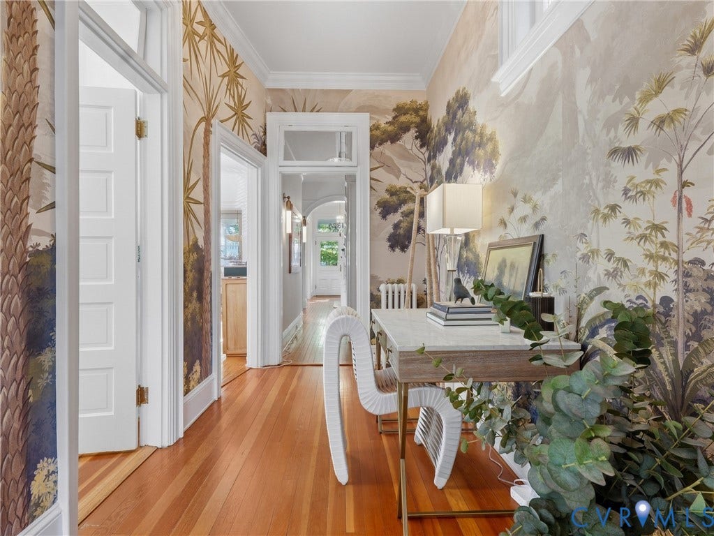 1829 Floyd Avenue, The Fan, Richmond, VA 23220 Hardwood flooring, decorative wall coverings, white trim, and crown molding