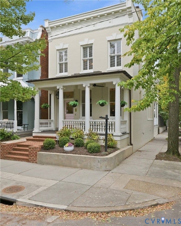 1829 Floyd Avenue, The Fan, Richmond, VA 23220 Two-story facade with decorative cornice detailing