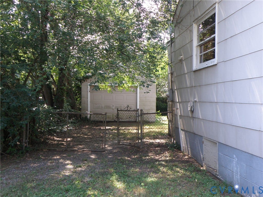 4519 Cranford Avenue, McGuire Area, Richmond, VA 23224 Left-side of house looking toward garage