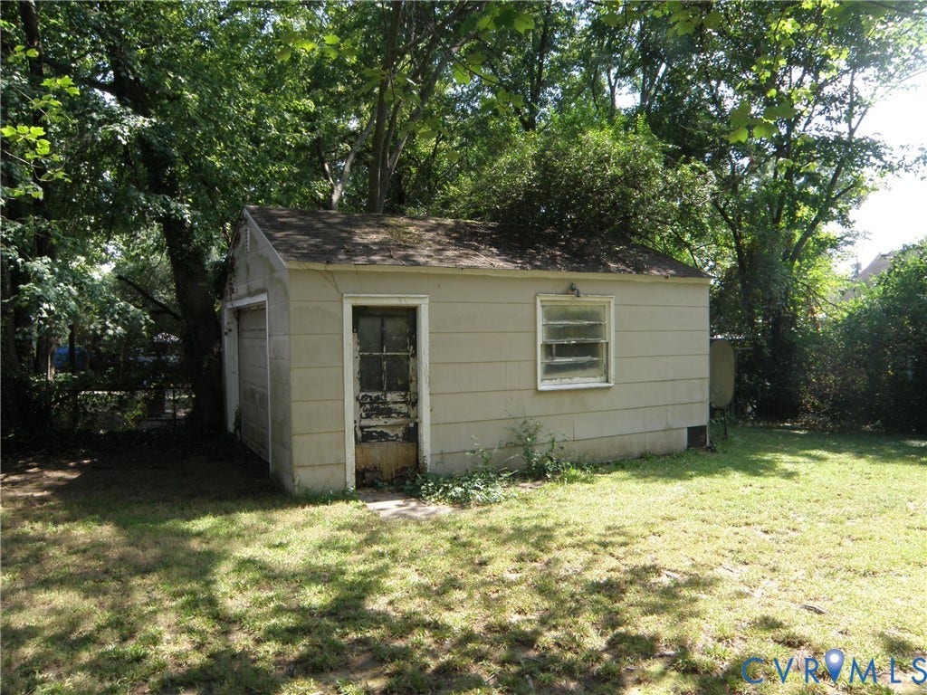 4519 Cranford Avenue, McGuire Area, Richmond, VA 23224 Garage with man door
