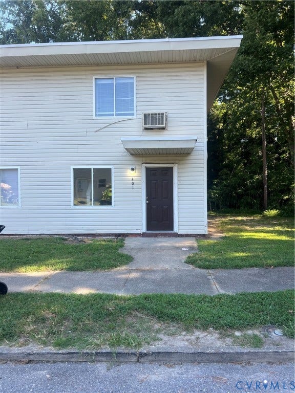 Property photo for 401 Monticello Drive, Hopewell, VA
