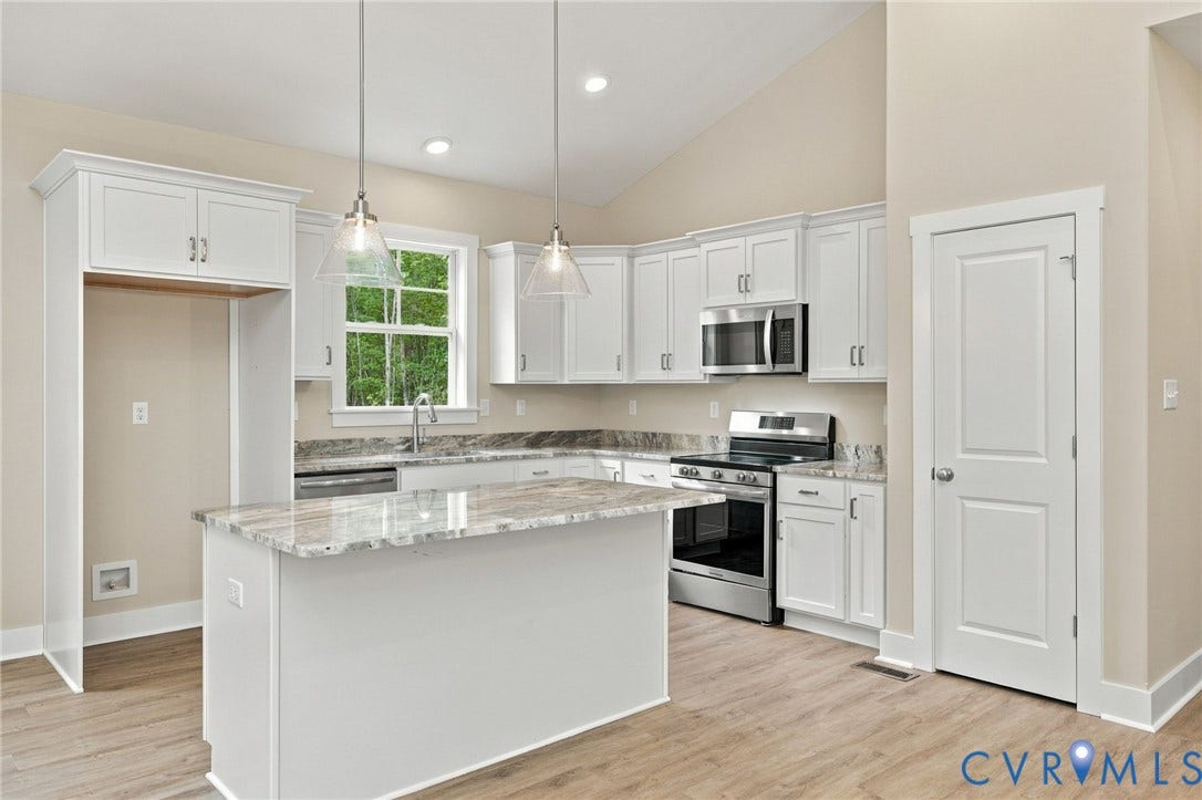 157 Patteson Road, Buckingham, VA 23921 157 Patteson Road, Buckingham, VA 23921