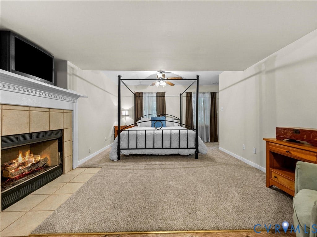 4305 Obscurity Lane, Mattox Woods, Powhatan, VA 23139 FINISHED BASEMENT WITH FULL BATH AND CLOSET....GAS FIREPLACE!