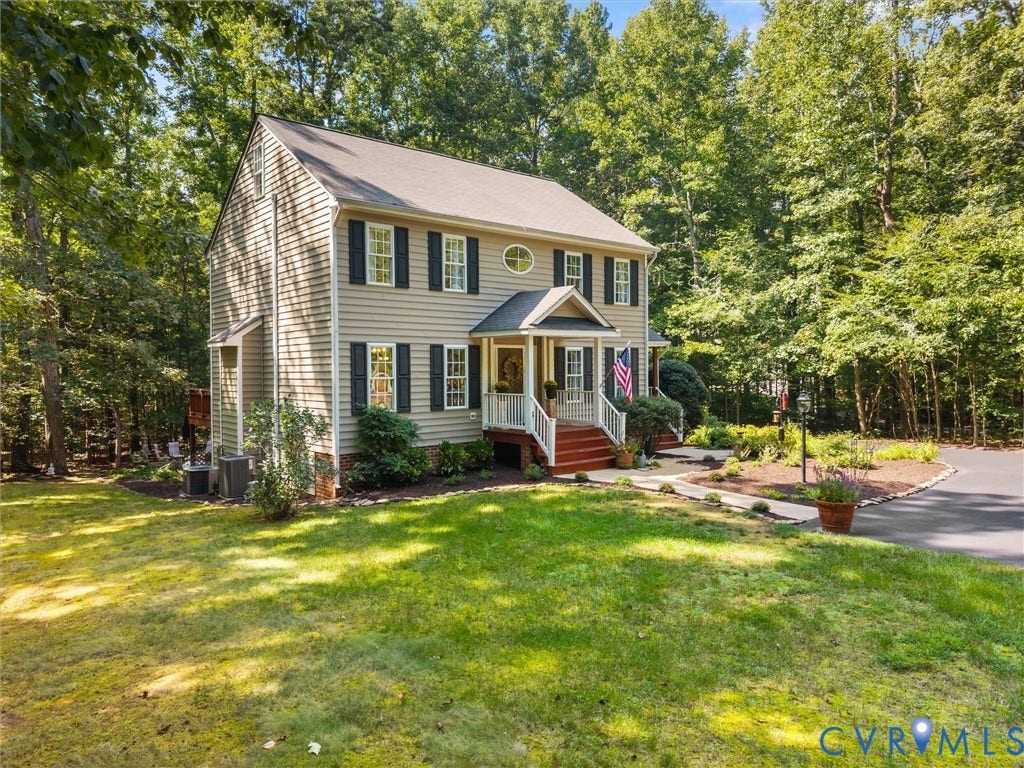 4305 Obscurity Lane, Mattox Woods, Powhatan, VA 23139 WELCOME HOME