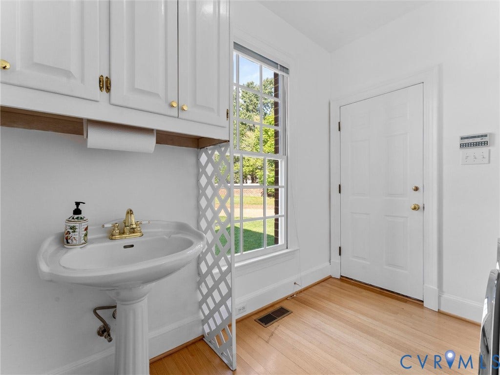 11920 Brookmeade Court, Glen Allen, VA 23059