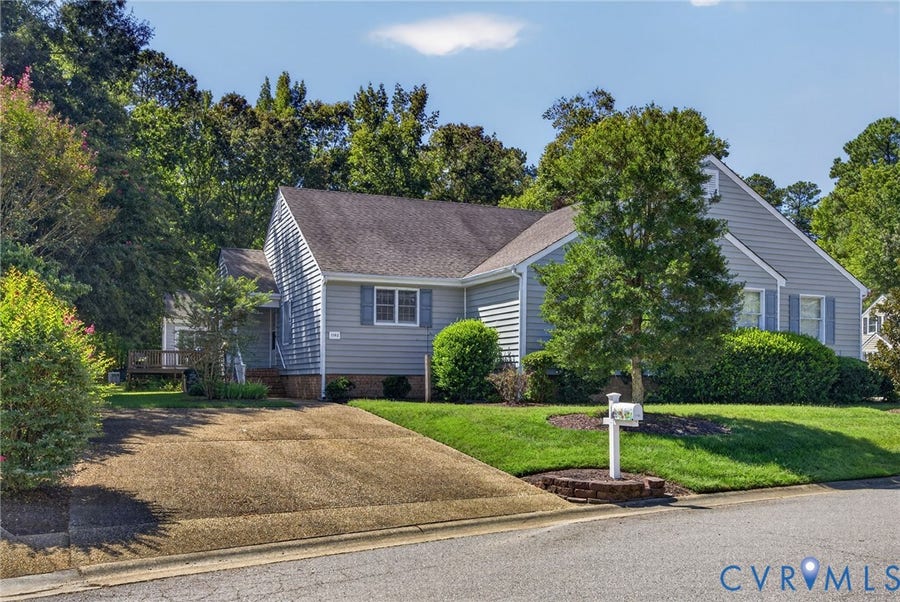Property photo for 1103 Fort Hayes Drive, South Prince George, VA