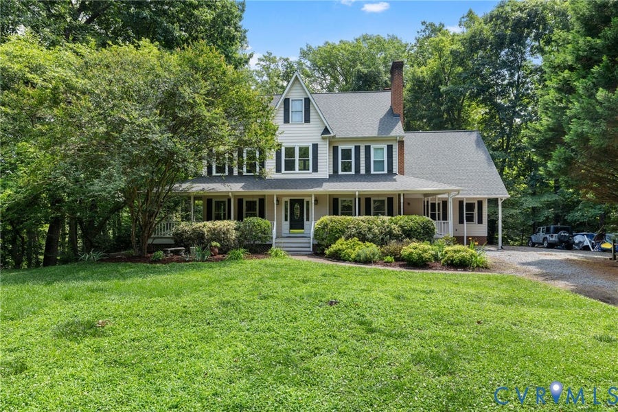 Property photo for 12439 N Oaks Drive, Ashland, VA