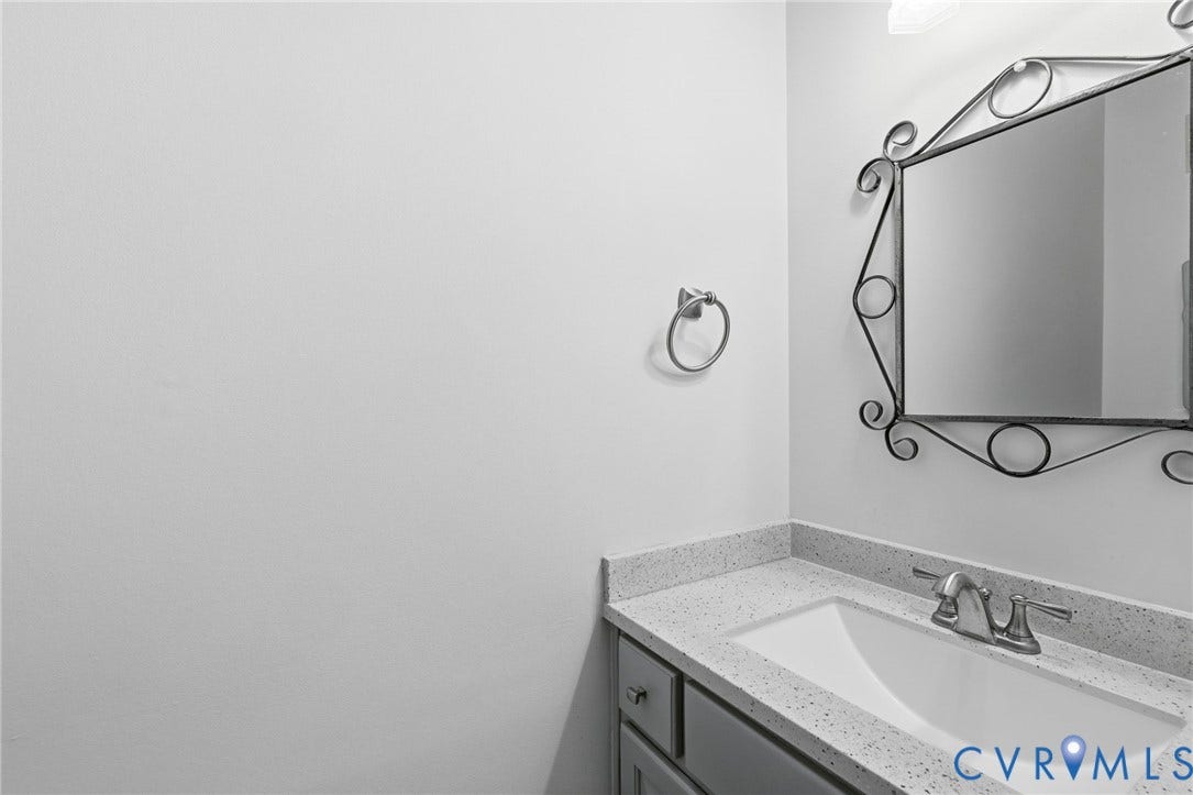 12439 N Oaks Drive, Ashland, VA 23005