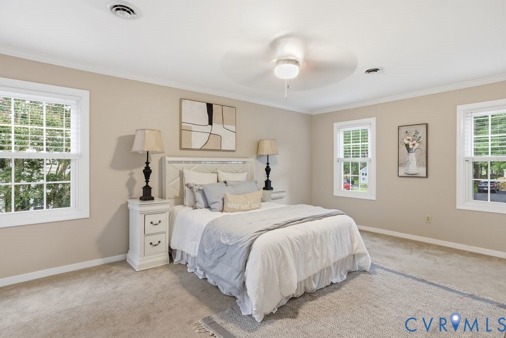 9612 Kingscroft Drive, Glen Allen, VA 23060 Spacious room featuring neutral wall tones, white trim, and light-toned carpeting