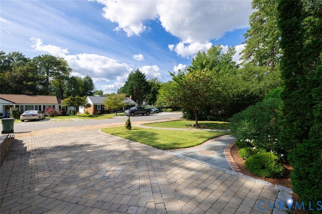 1211 Hollins Road, Henrico, VA 23229 1211 Hollins Road, Henrico, VA 23229