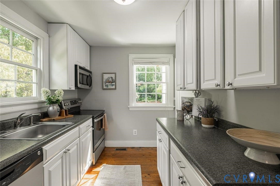 1211 Hollins Road, Henrico, VA 23229 1211 Hollins Road, Henrico, VA 23229