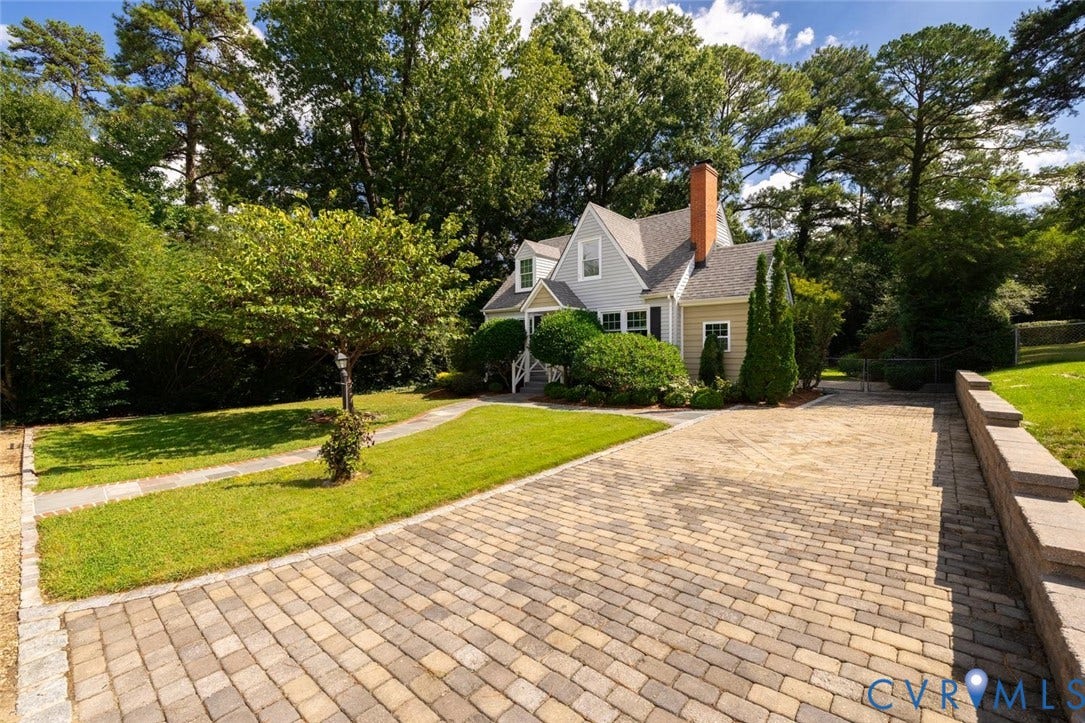 1211 Hollins Road, Henrico, VA 23229 1211 Hollins Road, Henrico, VA 23229