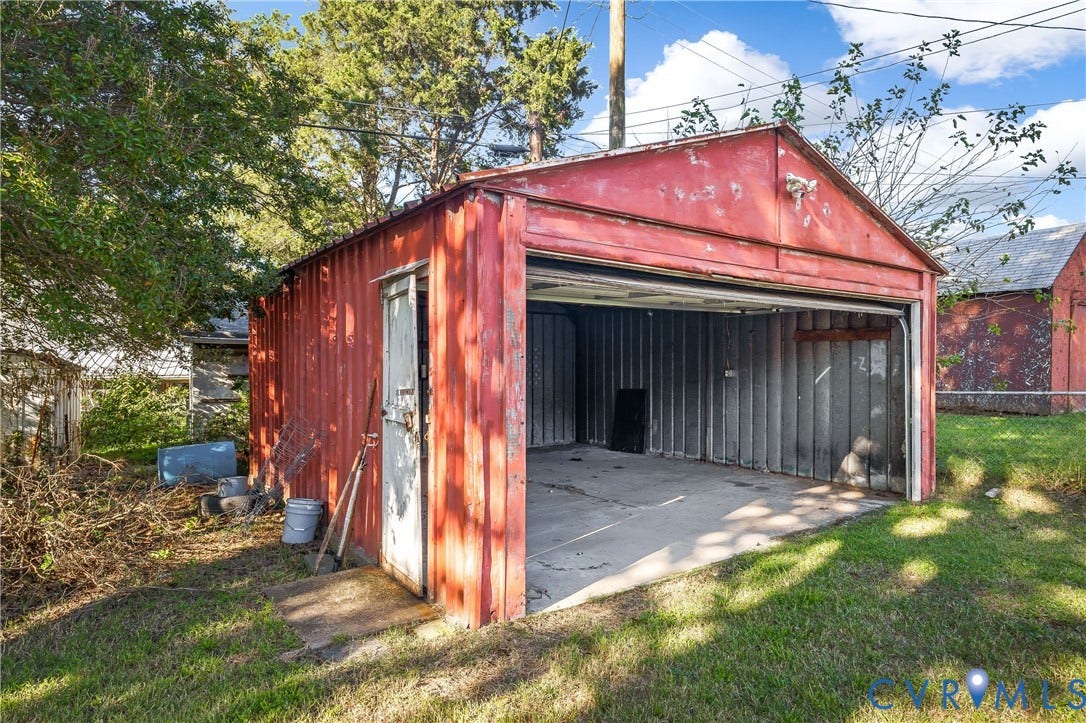 2410 Farrand Street, Henrico, VA 23231 2410 Farrand Street, Henrico, VA 23231