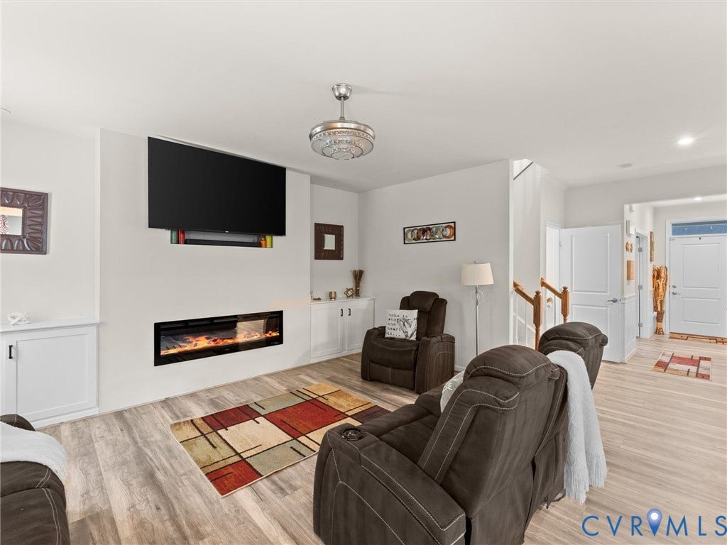 10206 Sandy Ridge Drive, The Woods Colony Pointe, Chesterfield, VA 23832