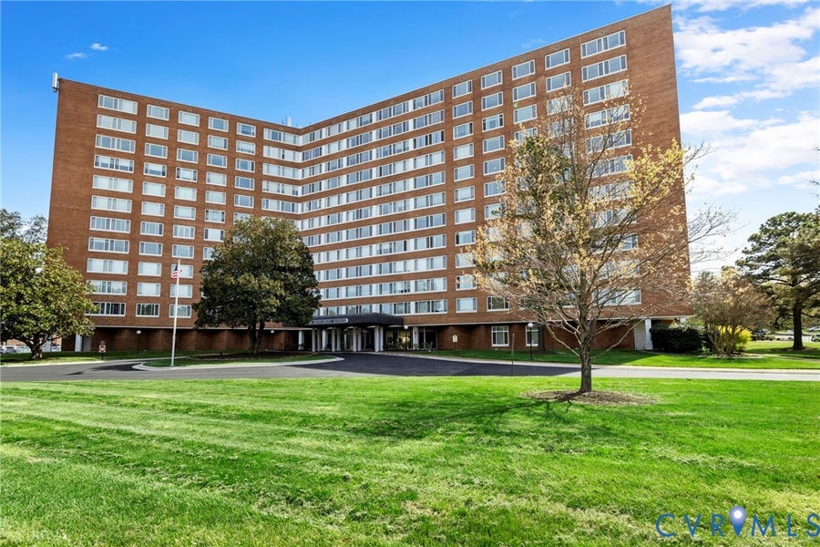 Property photo for 5100 Monument Avenue, #303, Henrico, VA
