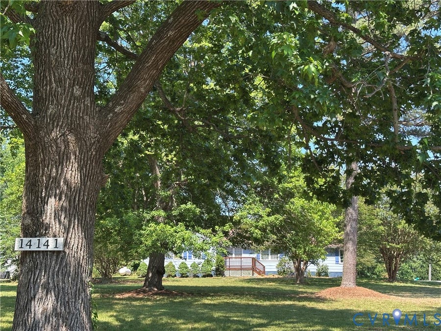 Property photo for 14141 Cherry Street, Chester, VA