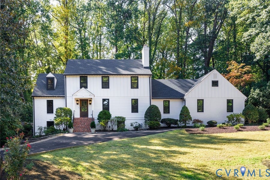 Property photo for 2 Countryside Lane, Richmond, VA