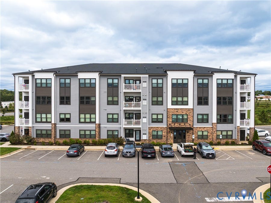 Property photo for 3800 Maze Runner Drive, #306, Midlothian, VA