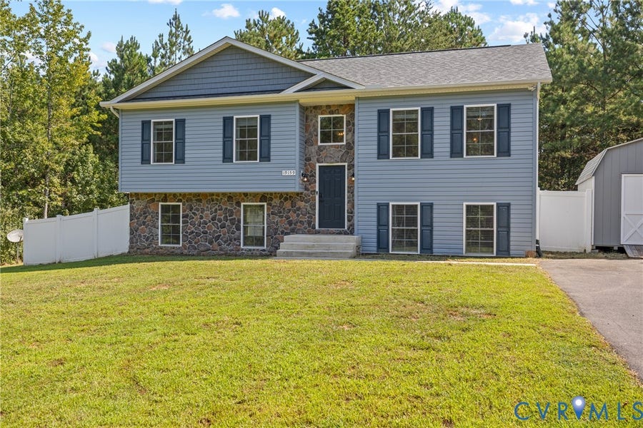 Property photo for 19159 Country Road, Beaverdam, VA
