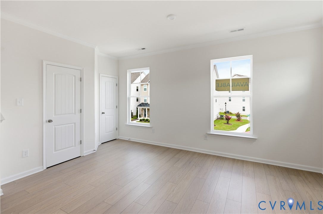 2419 Flora Boulevard, Townes At Arcadia, Henrico, VA 23231 This photo shows a similar floorplan and quality level to Eastwood Homes. Actual design selections and layout may vary.