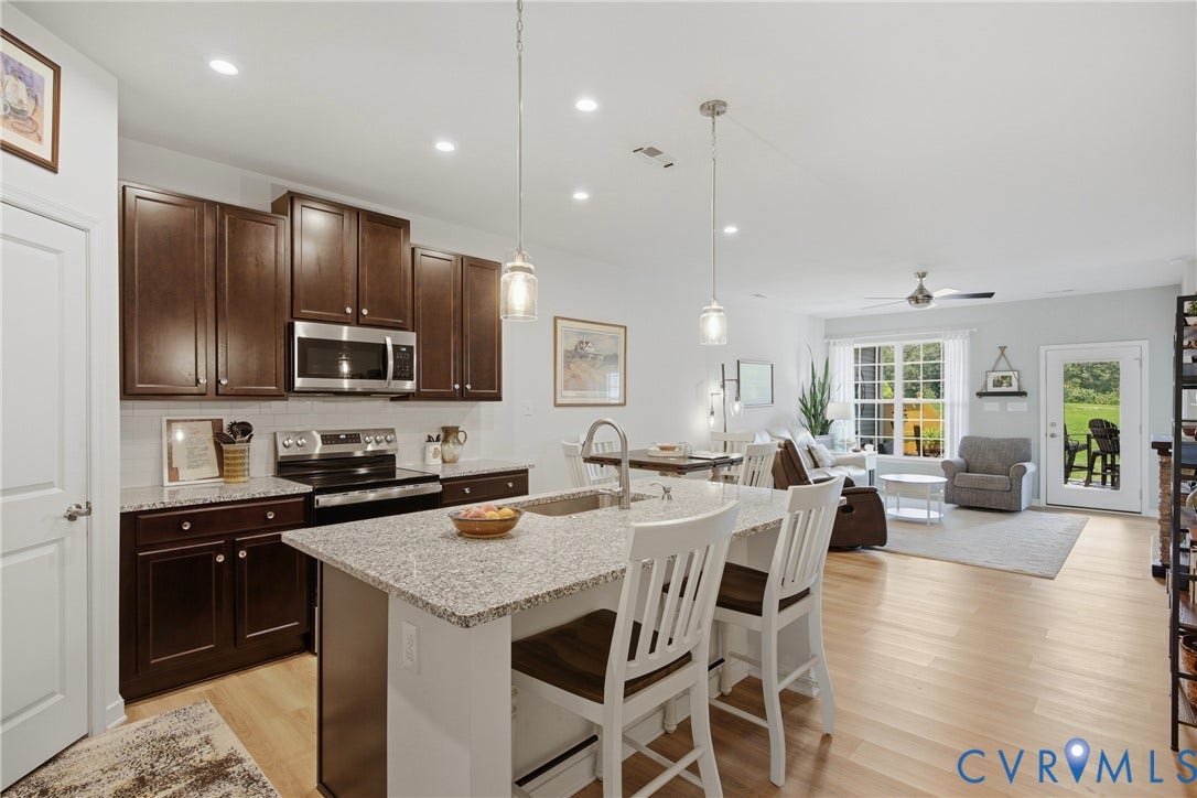 1537 Westhall Gardens Drive, Midlothian, VA 23235 1537 Westhall Gardens Drive, Midlothian, VA 23235