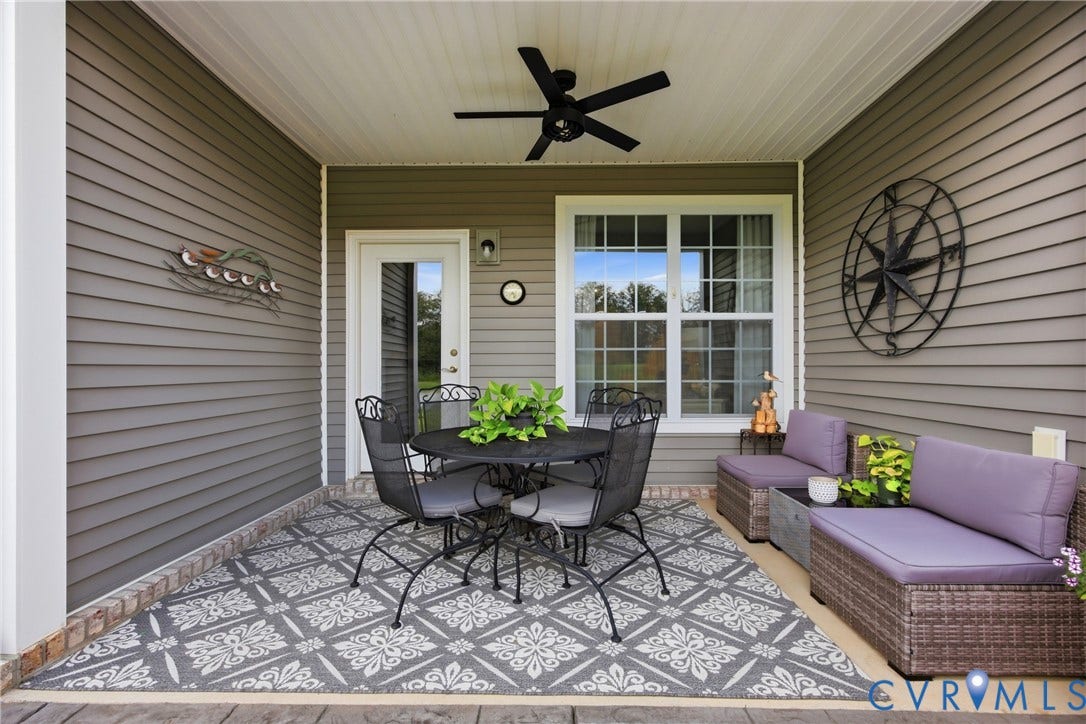 1537 Westhall Gardens Drive, Midlothian, VA 23235 1537 Westhall Gardens Drive, Midlothian, VA 23235