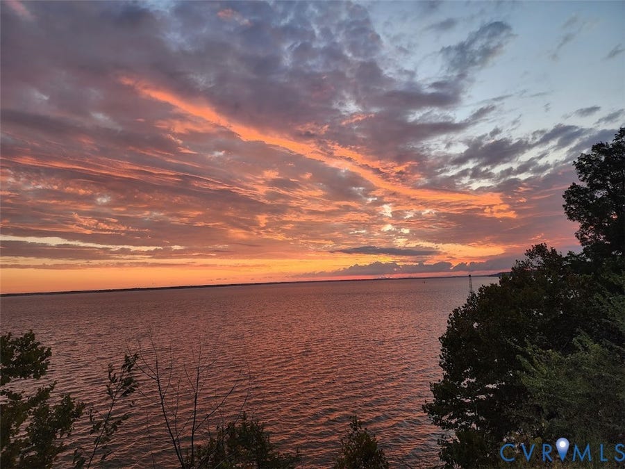 Property photo for 1563 Sunken Meadow Road, Spring Grove, VA